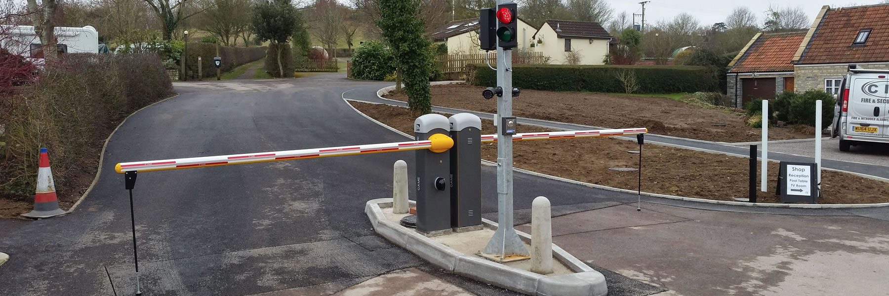 banner-security-road-barriers